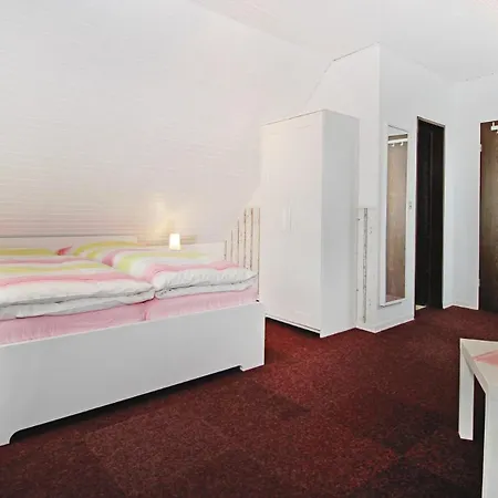 Huus Stoertebeker Bed & Breakfast 3*