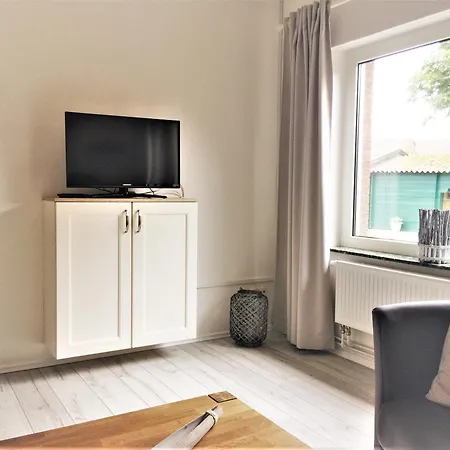 Bed & Breakfast Huus Stoertebeker 3*