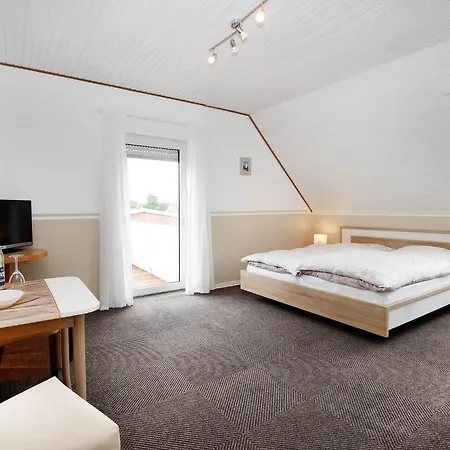 Bed & Breakfast Huus Stoertebeker